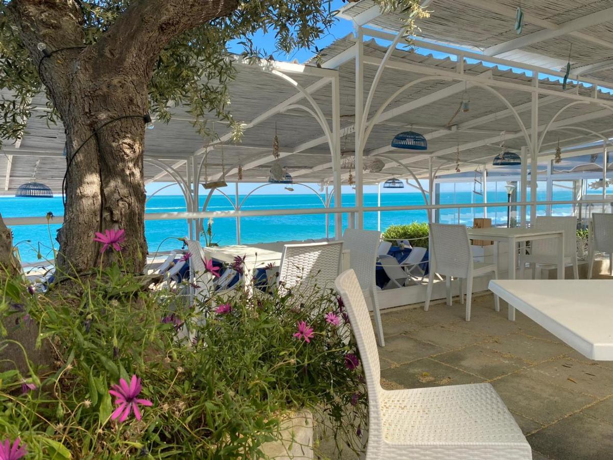 B&B direttamente sul mare da Antonino Mattinata Esterno foto