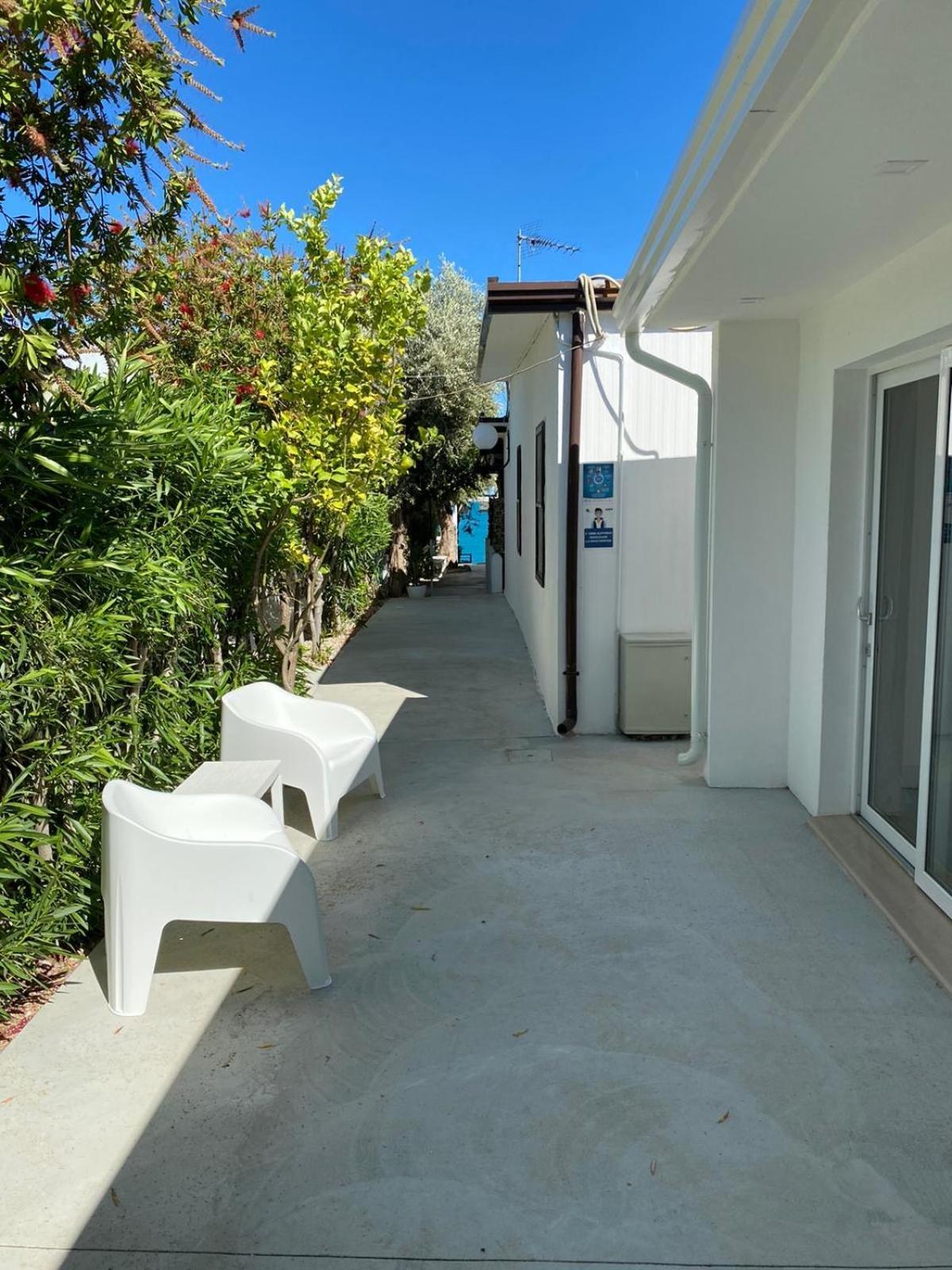 B&B direttamente sul mare da Antonino Mattinata Esterno foto