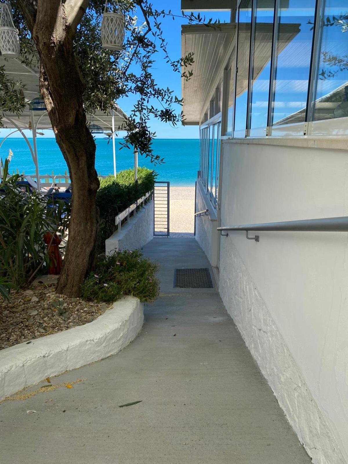 B&B direttamente sul mare da Antonino Mattinata Esterno foto